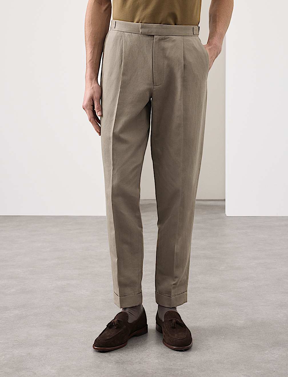 Tapered Fit Cotton Linen Blend Trousers