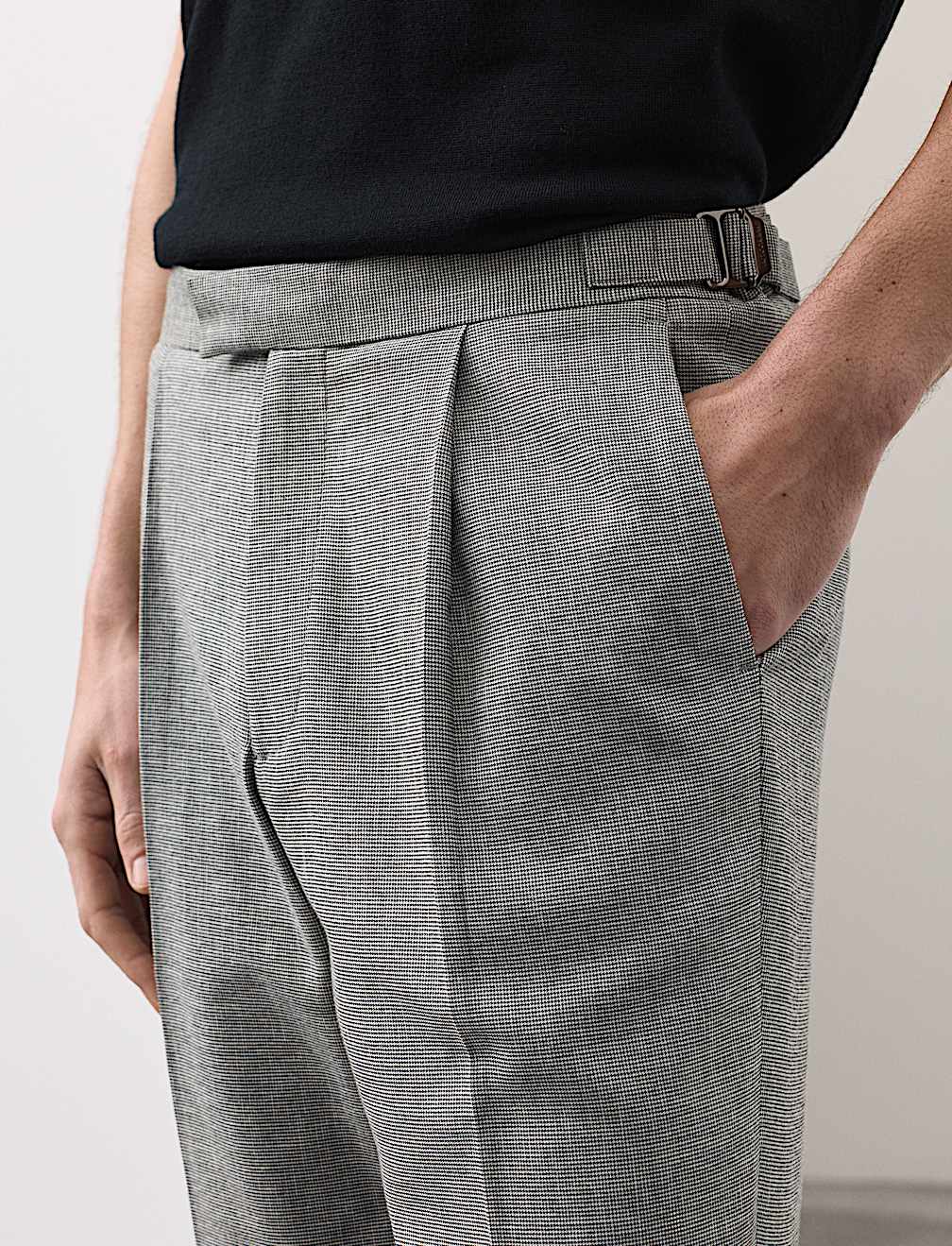 Tapered Fit Cotton Linen Blend Trousers