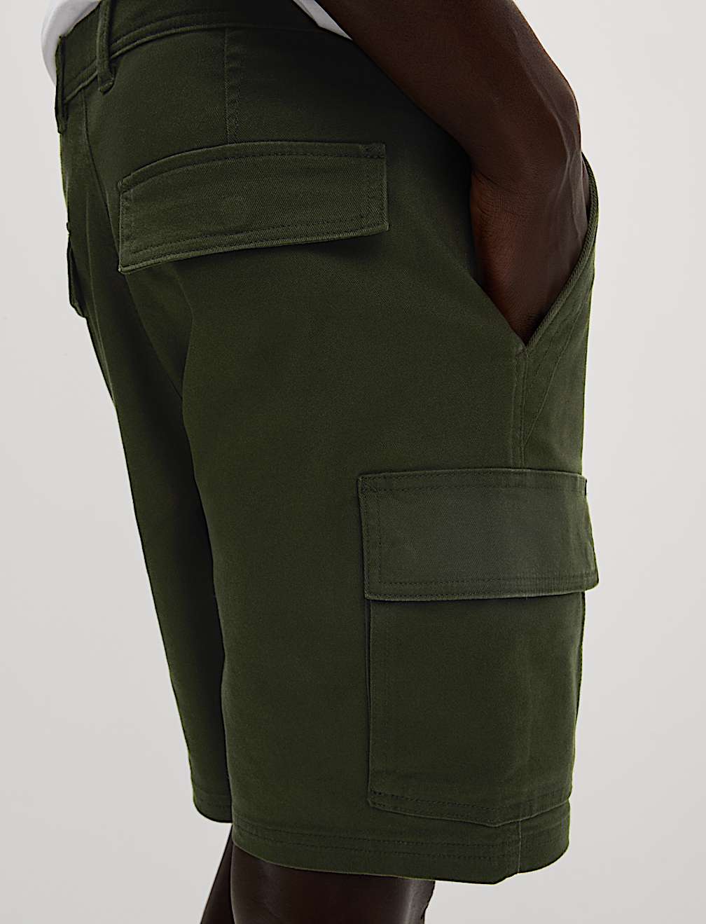 Straight Fit Stretch Cargo Short