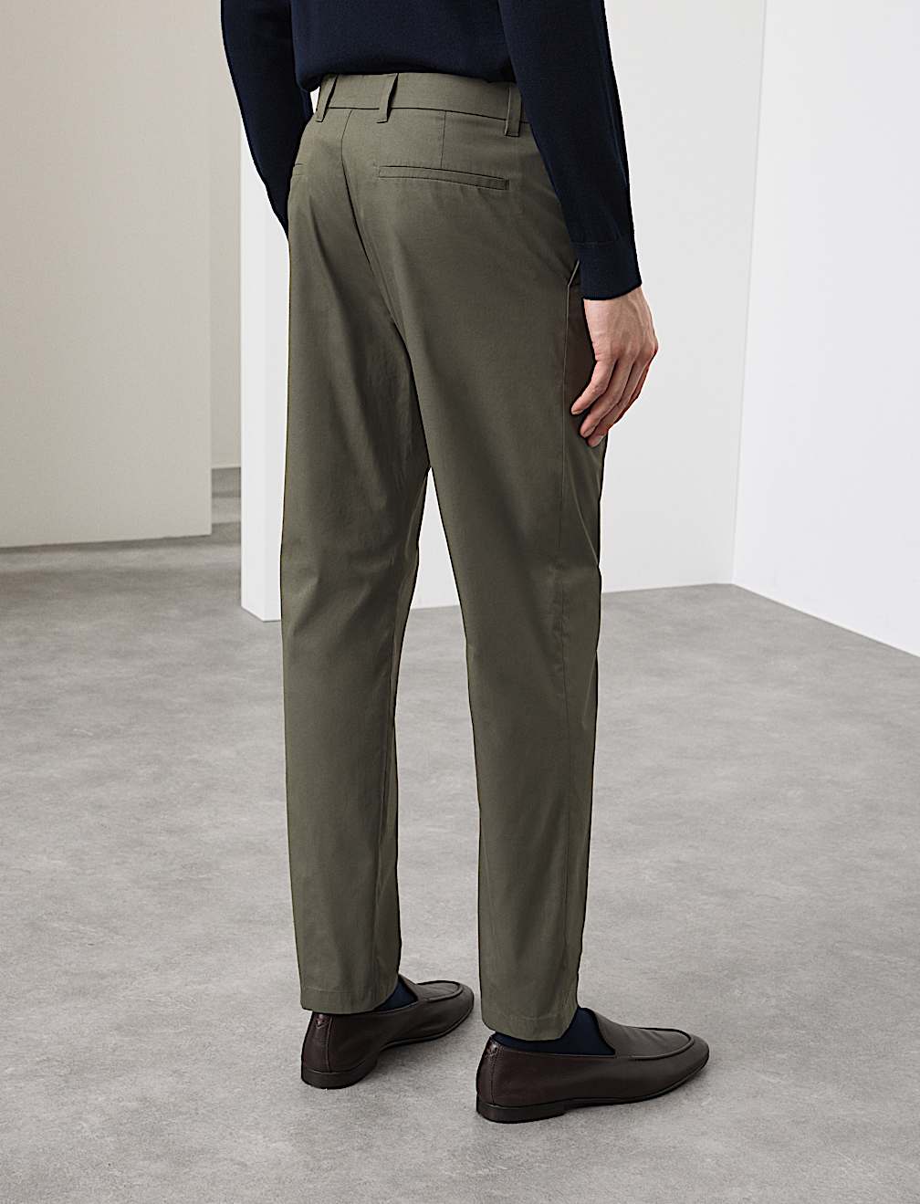 Regular Fit Super Lightweight Chinos