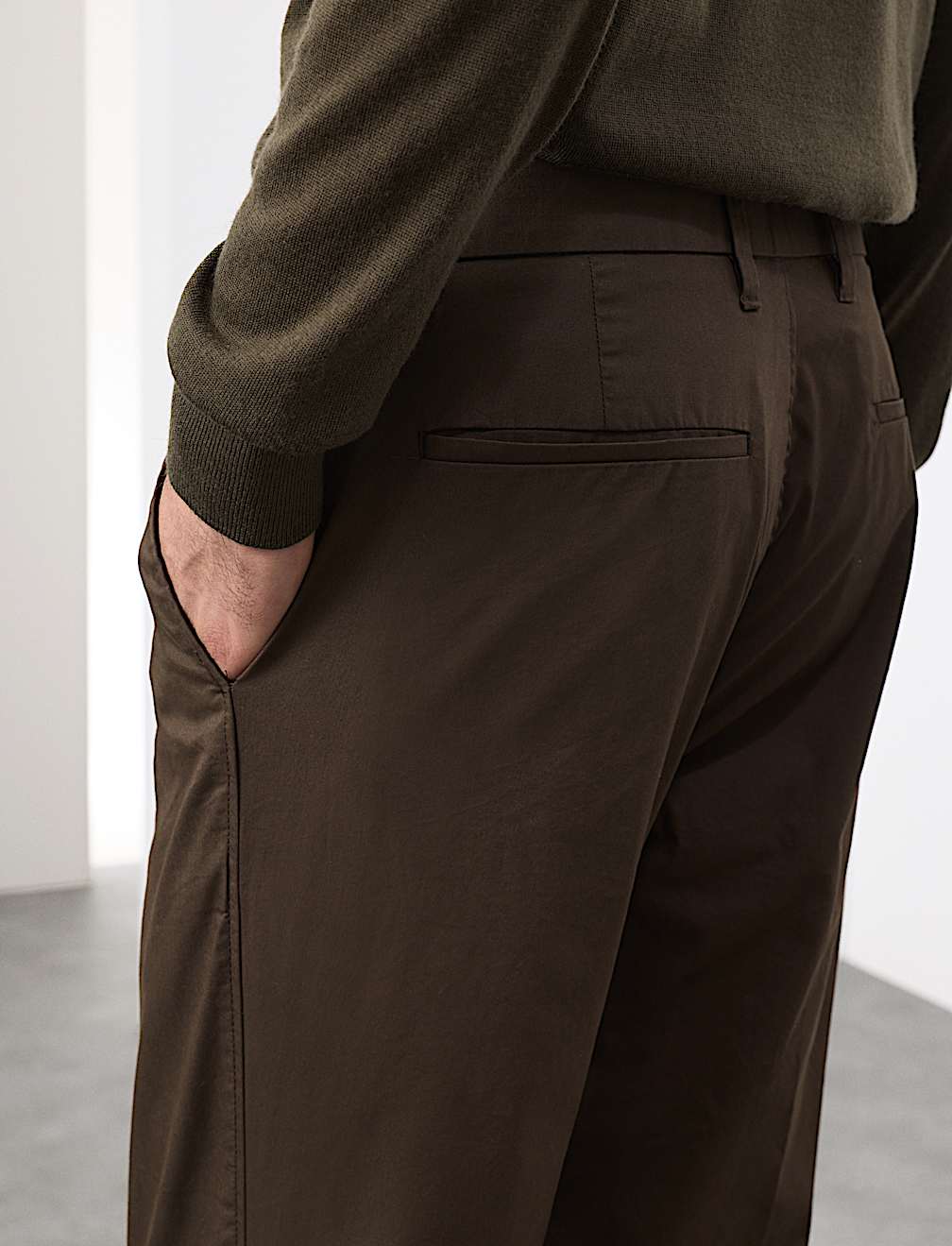 Regular Fit Super Lightweight Chinos