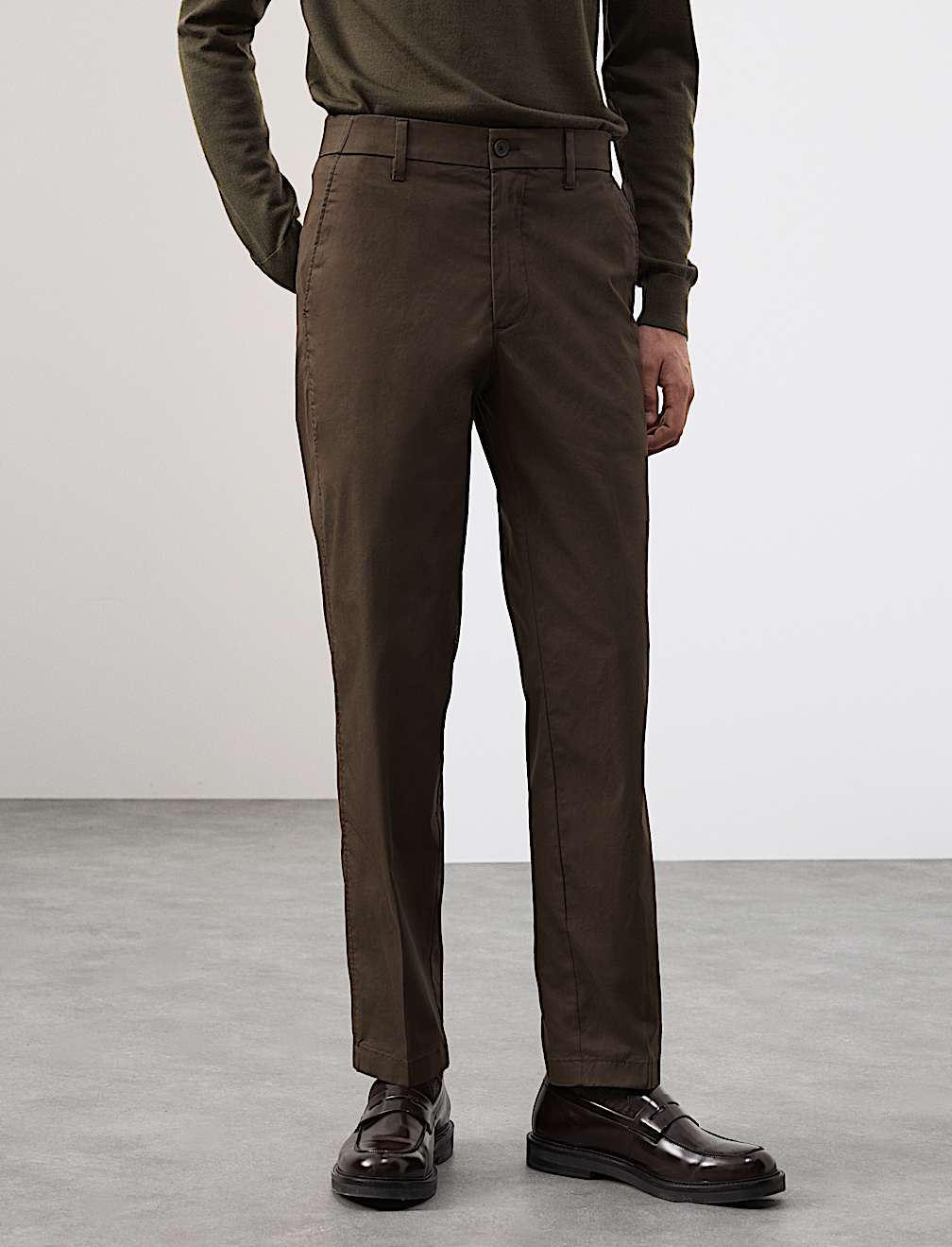 Regular Fit Super Lightweight Chinos