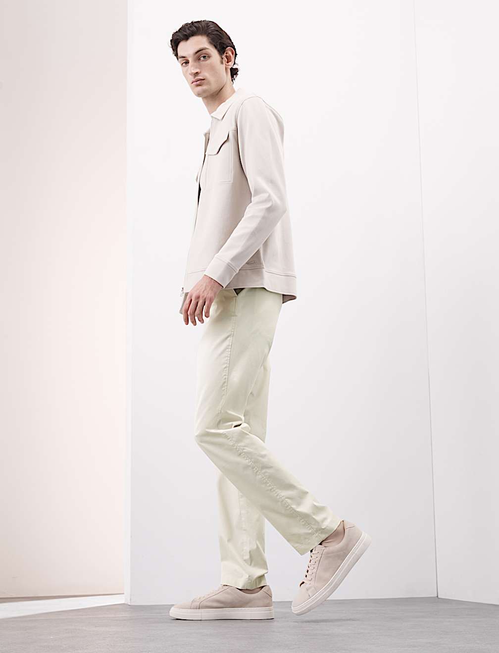 Regular Fit Super Lightweight Chinos