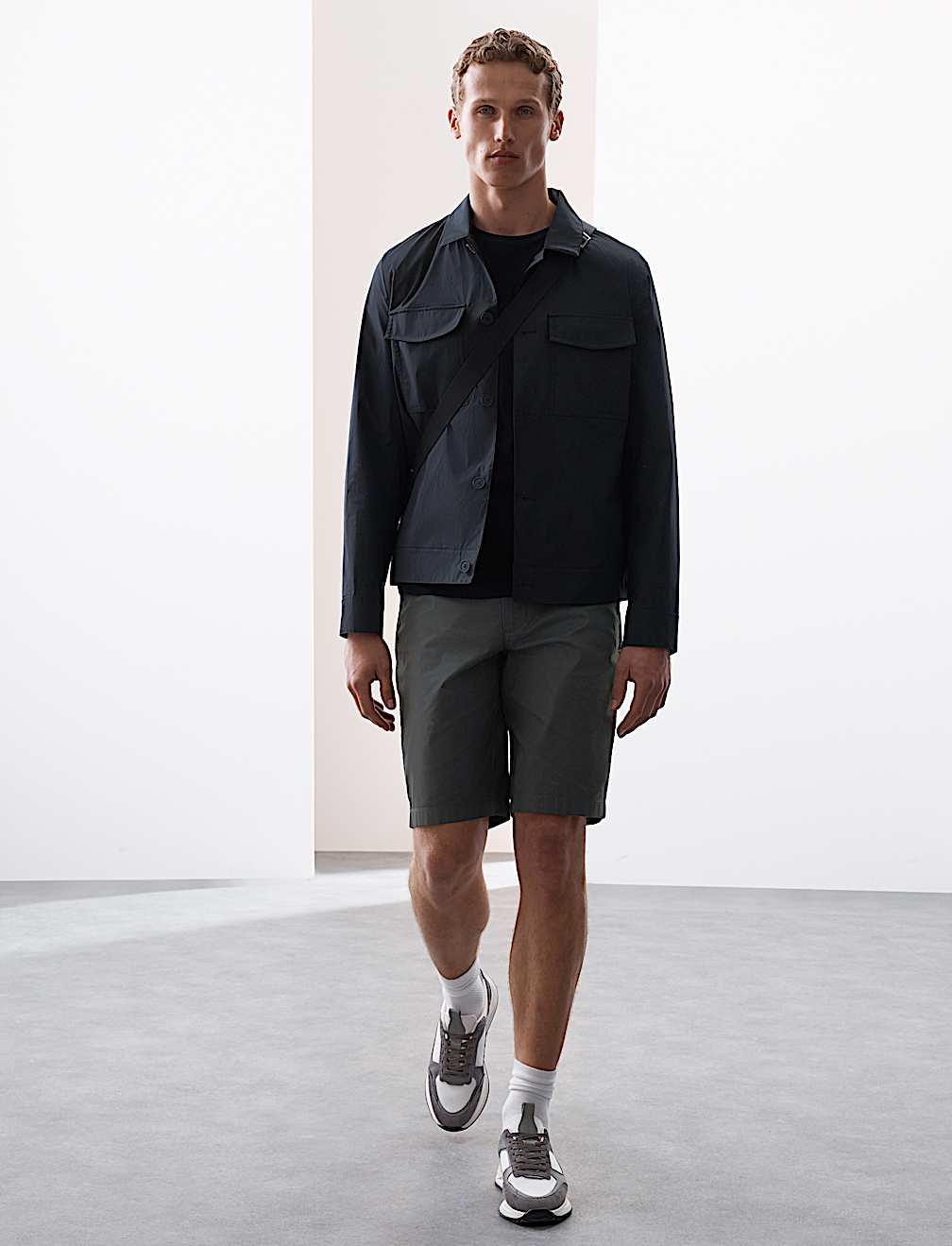 Regular Fit Super Lightweight Chino Shorts