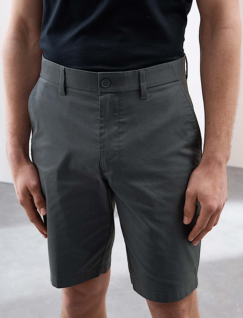 Regular Fit Super Lightweight Chino Shorts
