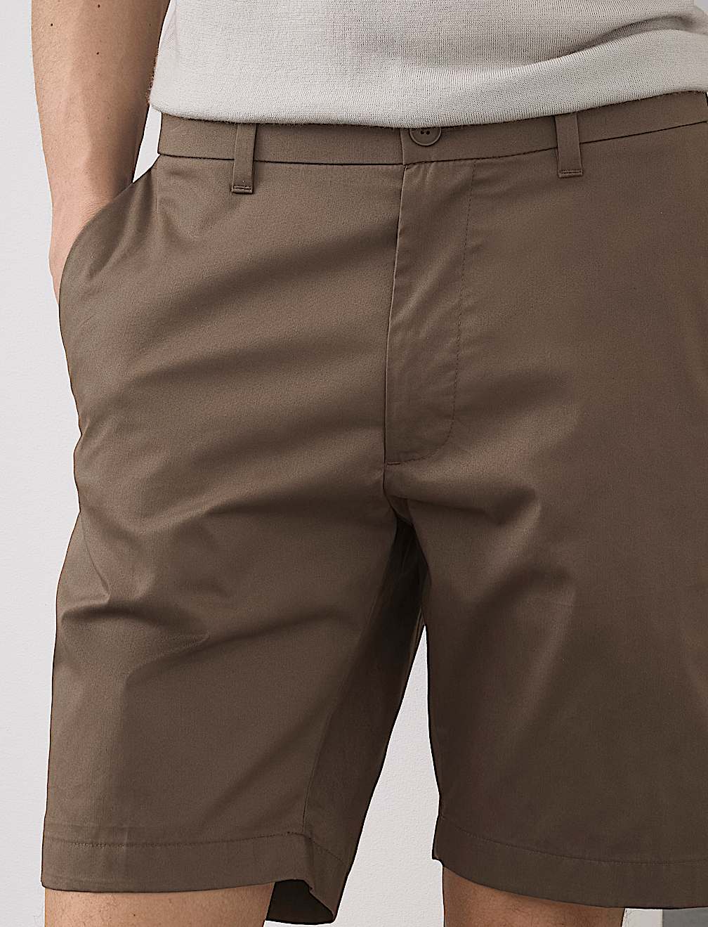 Regular Fit Super Lightweight Chino Shorts
