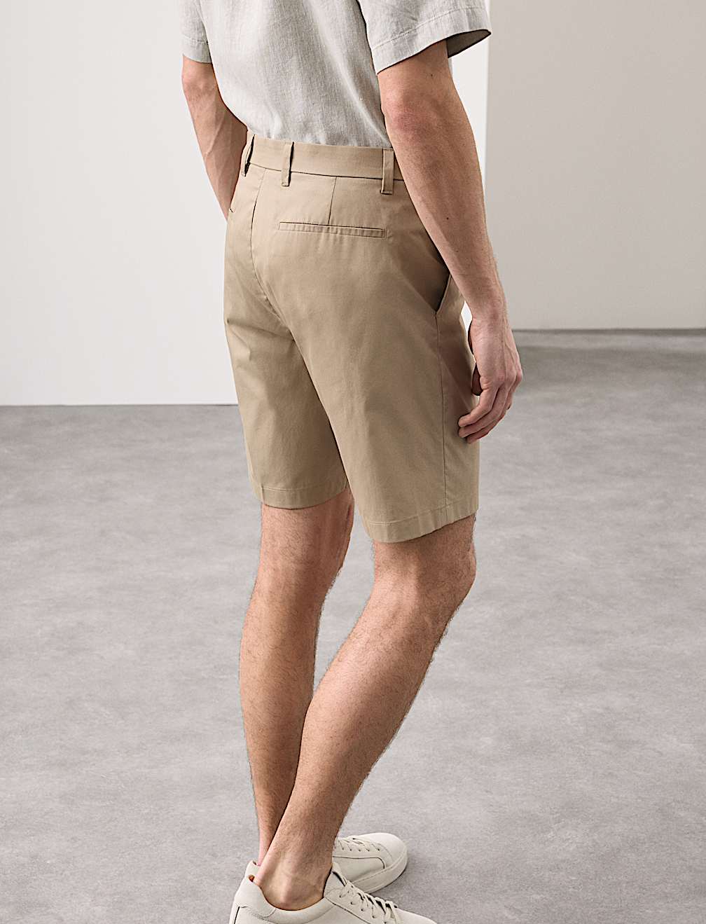 Regular Fit Super Lightweight Chino Shorts