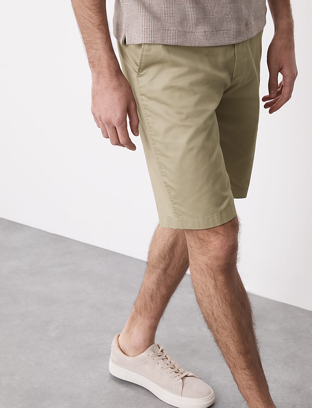 Regular Fit Super Lightweight Chino Shorts
