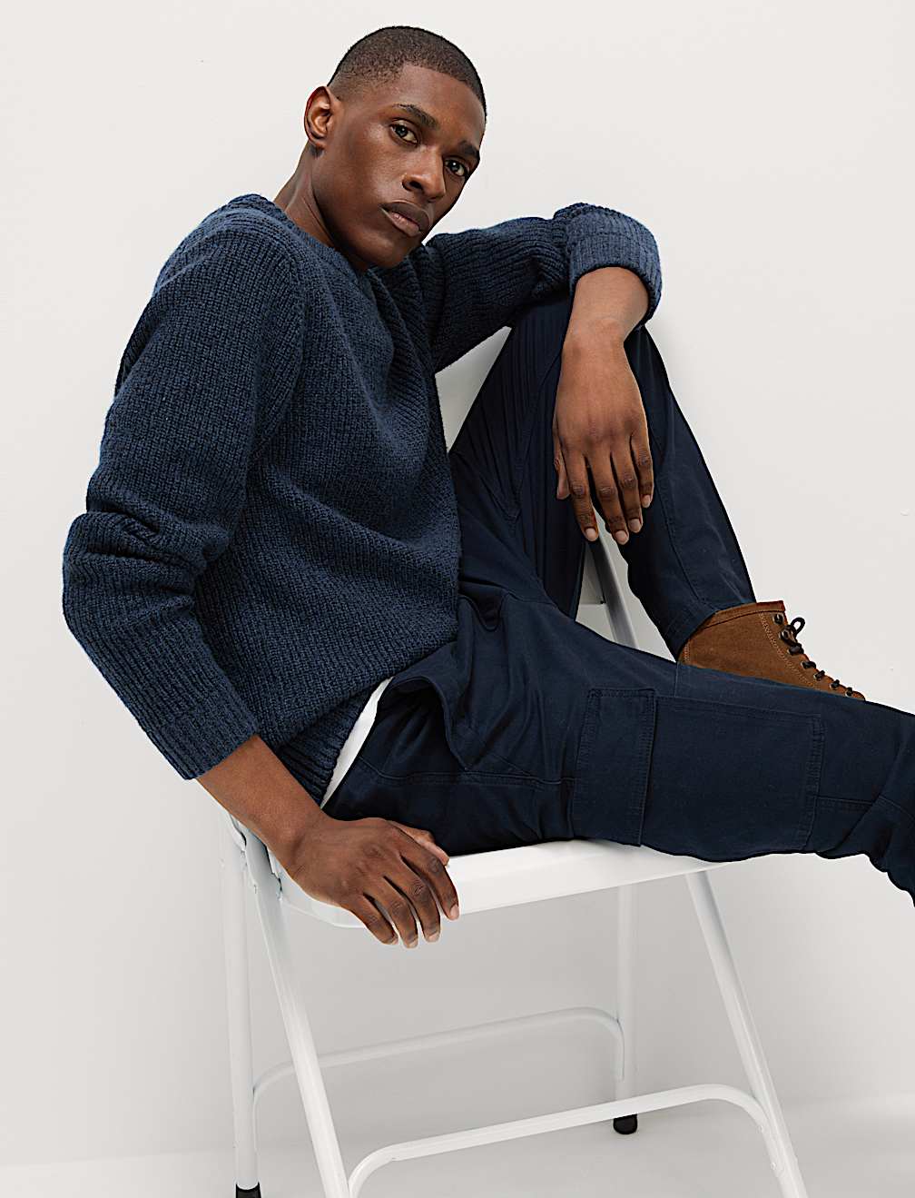 Tapered Fit Stretch Cargo Trousers