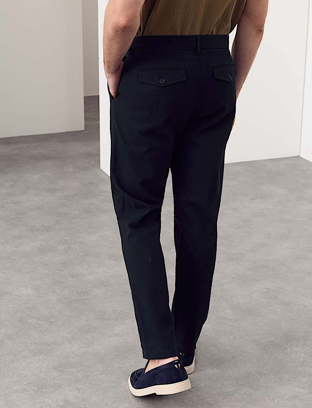 Tapered Fit Textured Dobby Pleat Front Chinos