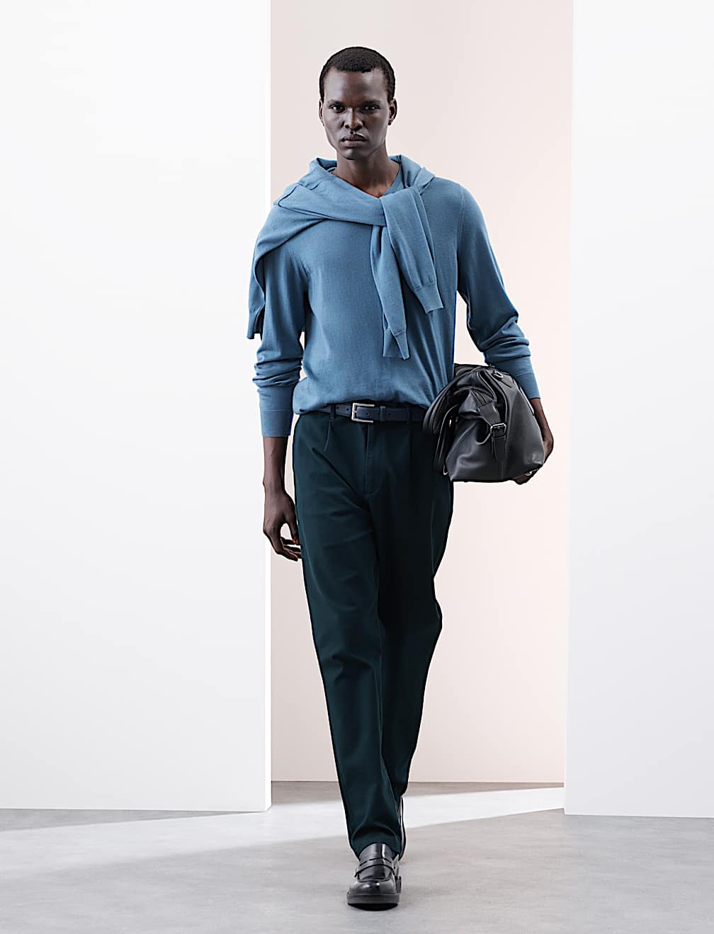 Regular Fit Textured Dobby Pleat Front Chinos