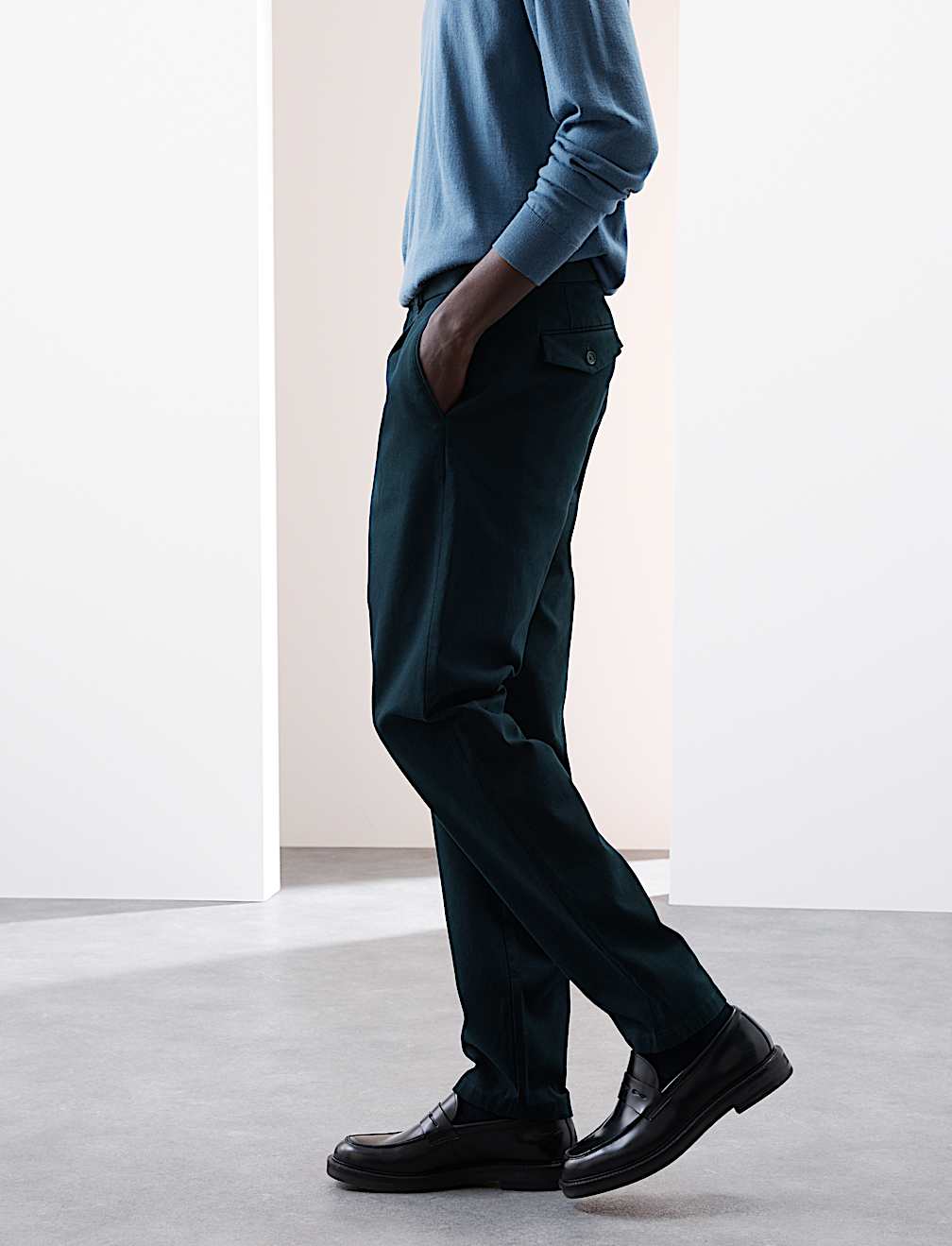 Regular Fit Textured Dobby Pleat Front Chinos