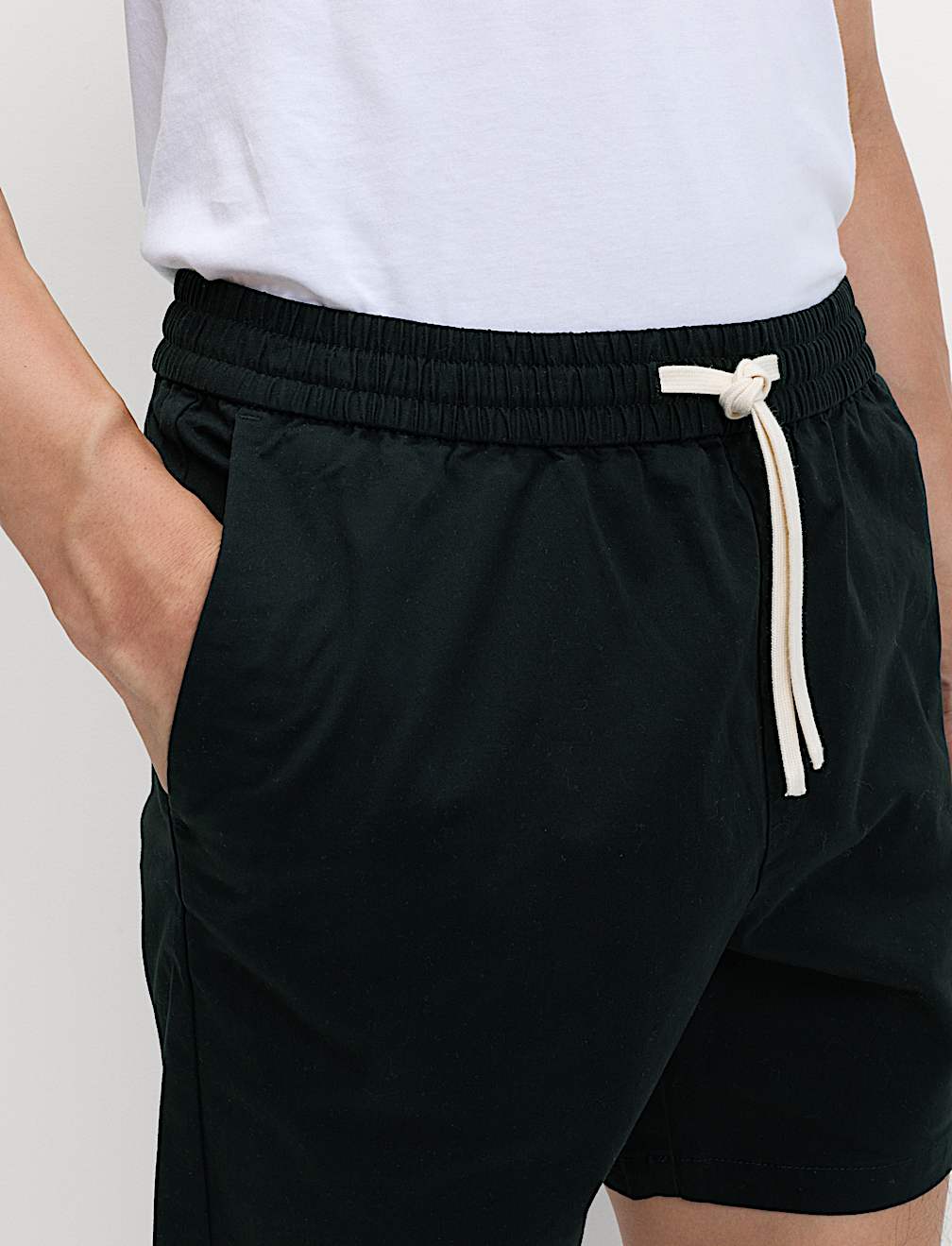 Elasticated Waist Shorter Shorts