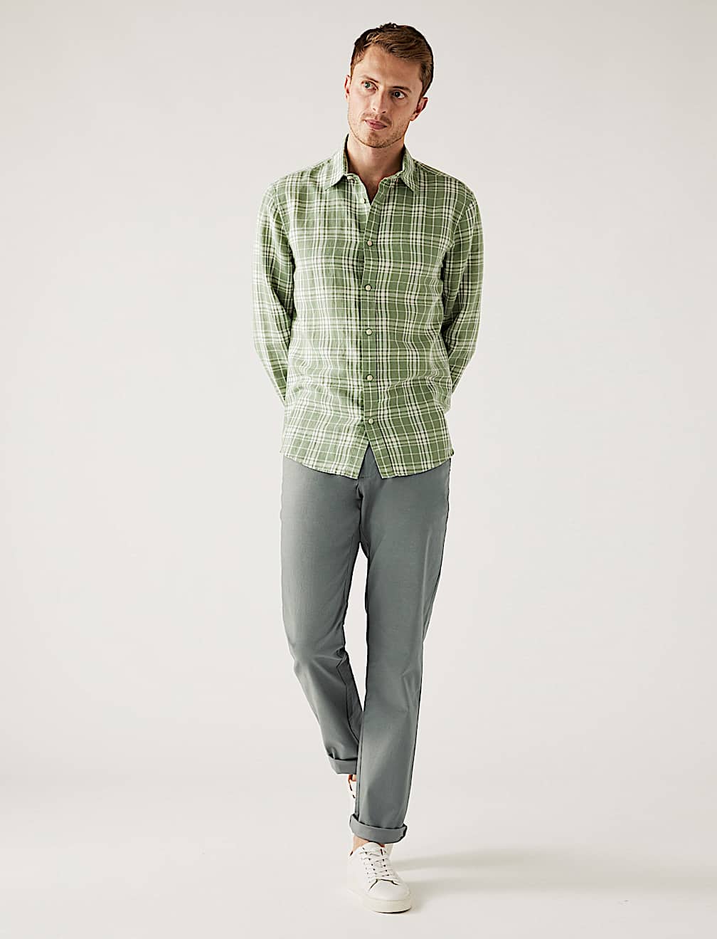 Slim Fit Stretch Chinos