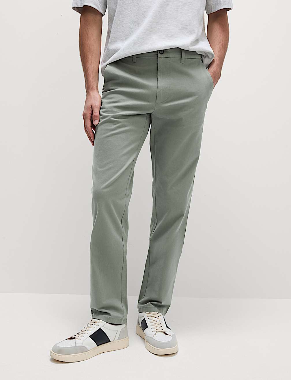 Regular Fit Stretch Chino