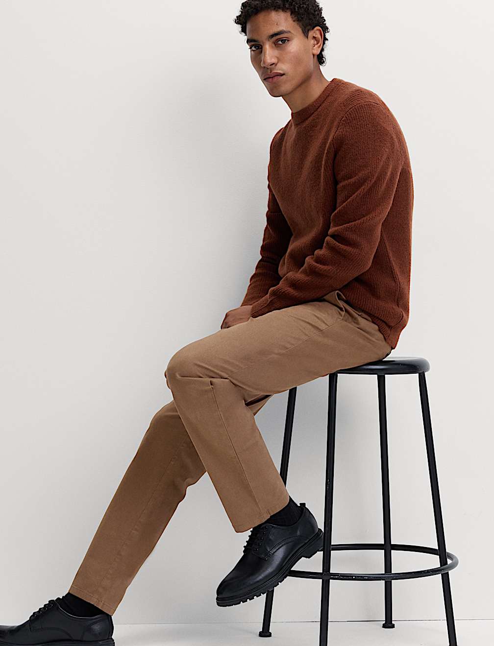 Regular Fit Stretch Chinos