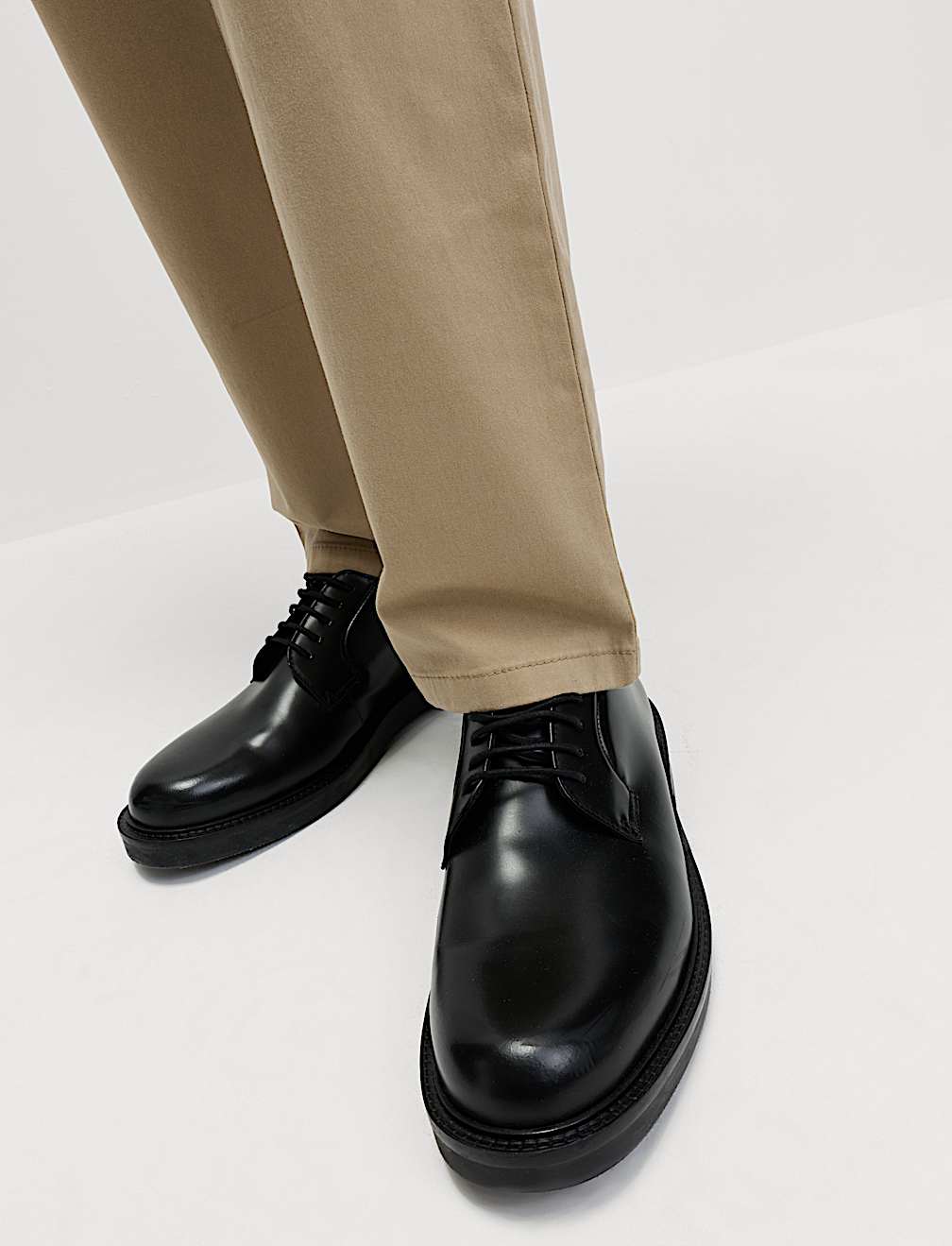 Regular Fit Stretch Chinos