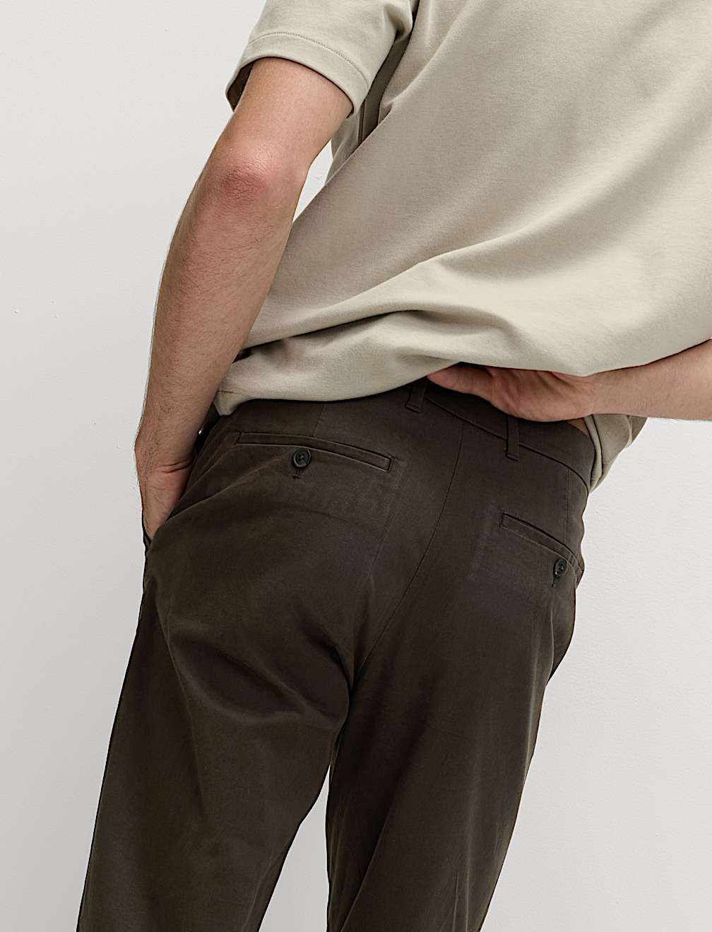 Regular Fit Stretch Chinos