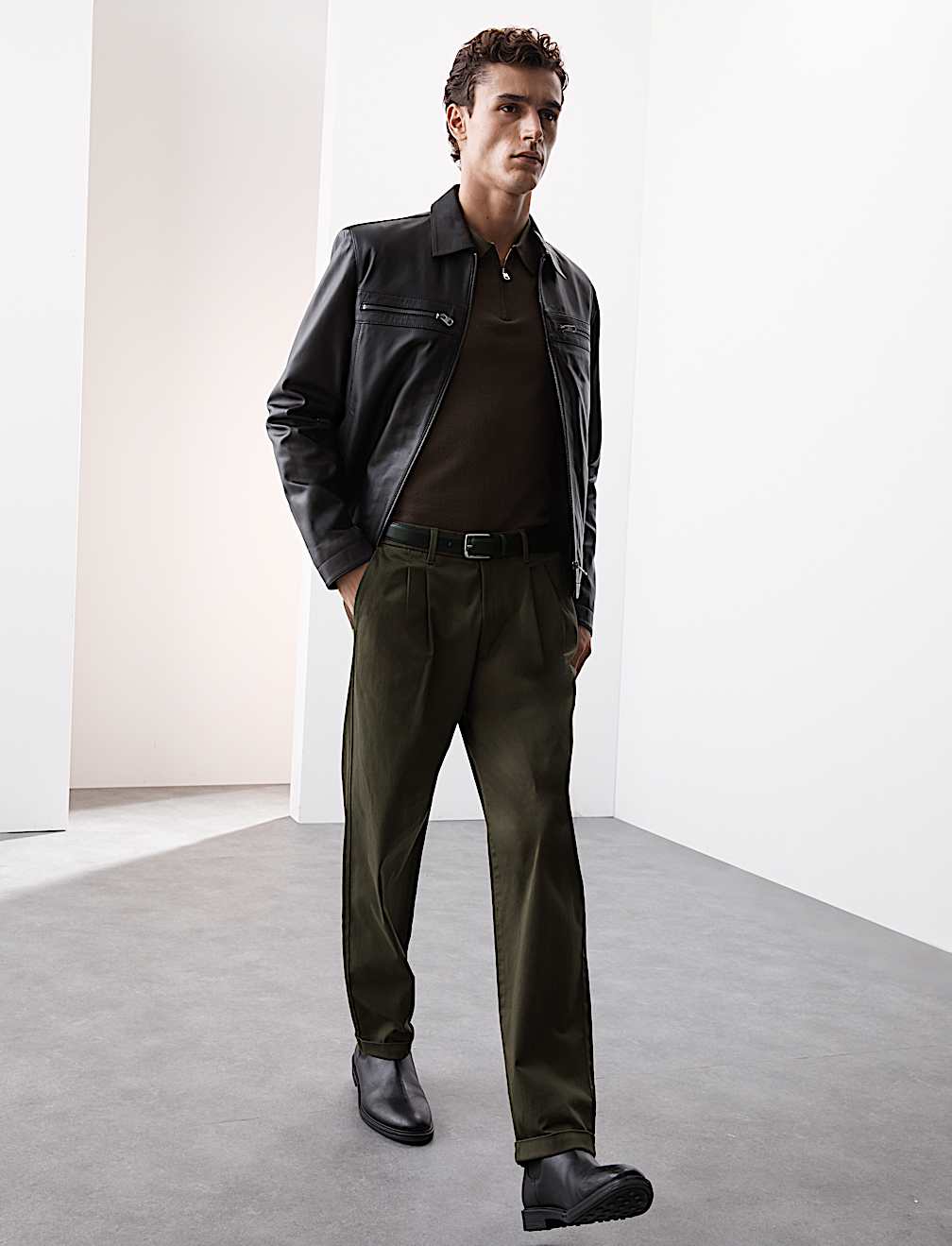 Tapered Fit Twin Pleat Chinos