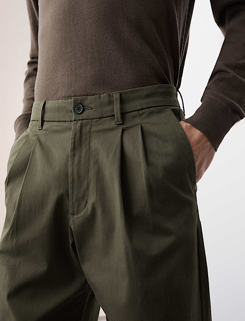 Tapered Fit Twin Pleat Chinos