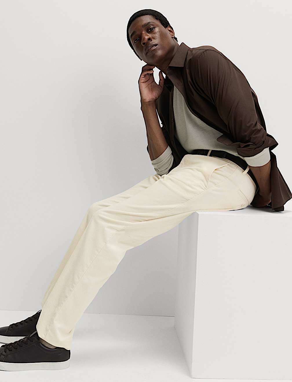 Regular Fit Corduroy Stretch Chinos