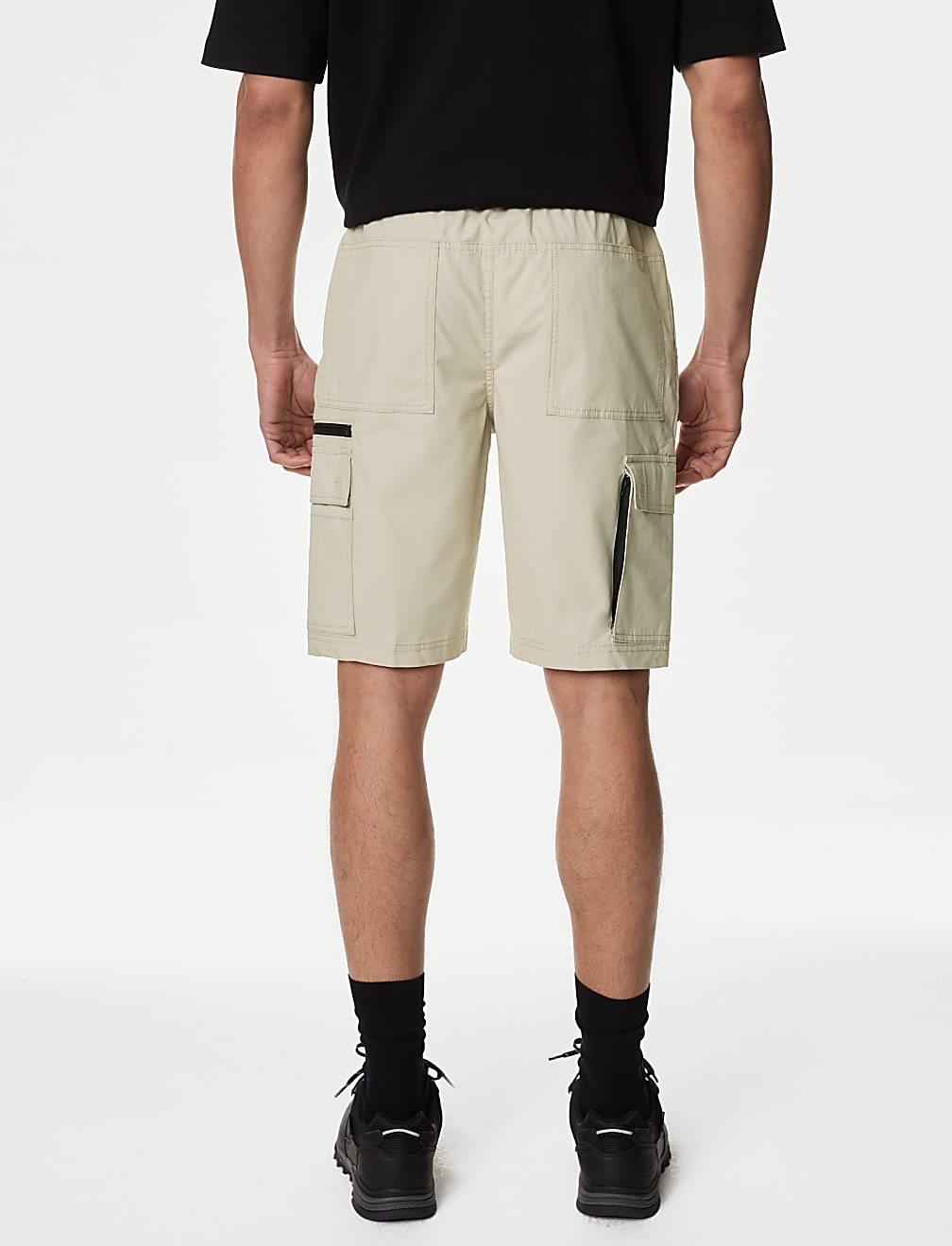 Belted Cargo Shorts with Stormwear™