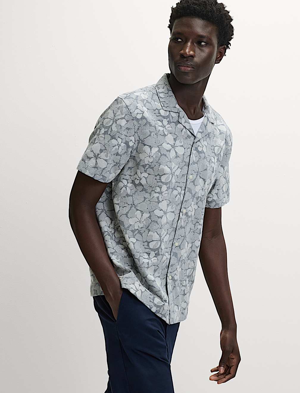 Regular Fit Cotton Rich Floral Short Sleeve Shirt