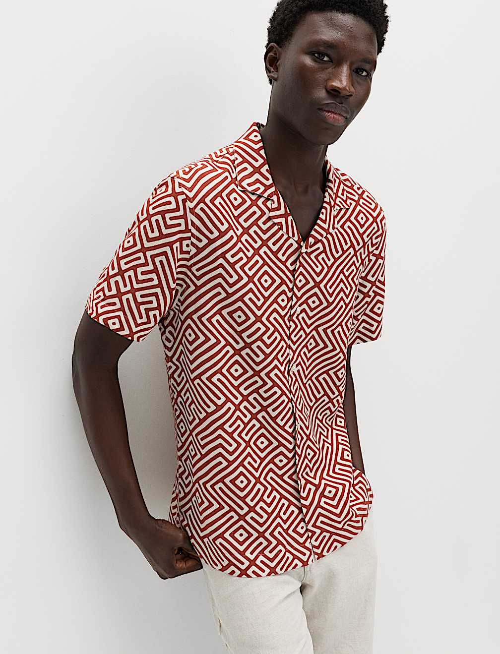 Easy Iron Linen Blend Geometric Short Sleeve Shirt