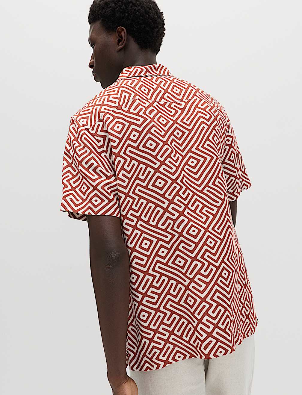 Easy Iron Linen Blend Geometric Short Sleeve Shirt