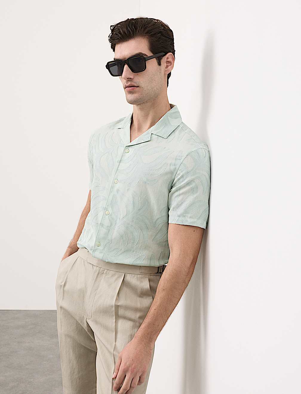 Cotton Rich Jacquard Short Sleeve Shirt