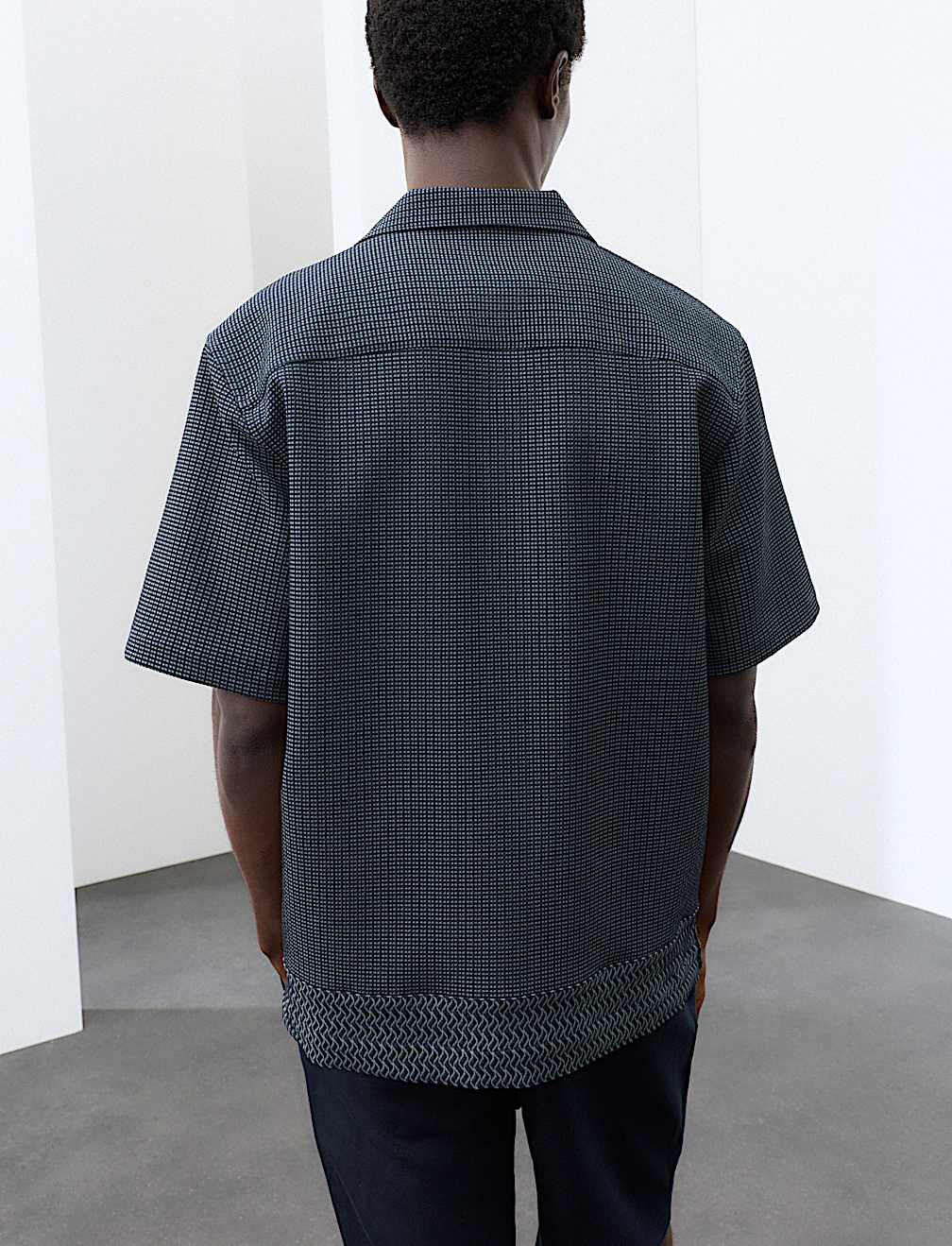 Geometric Jacquard Short Sleeve Shirt