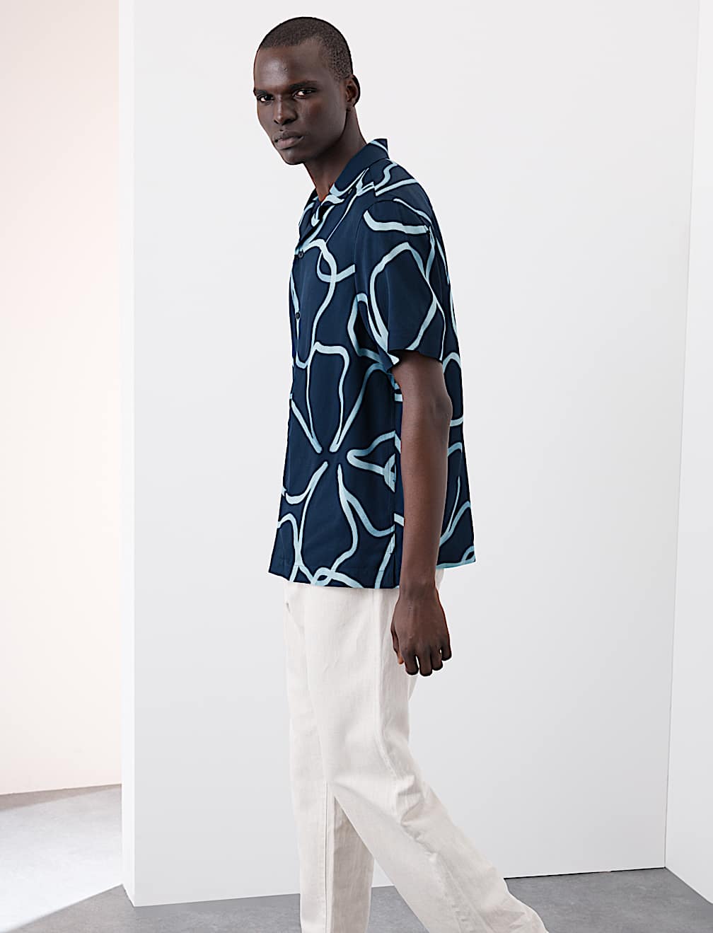 Regular Fit Floral Shirt