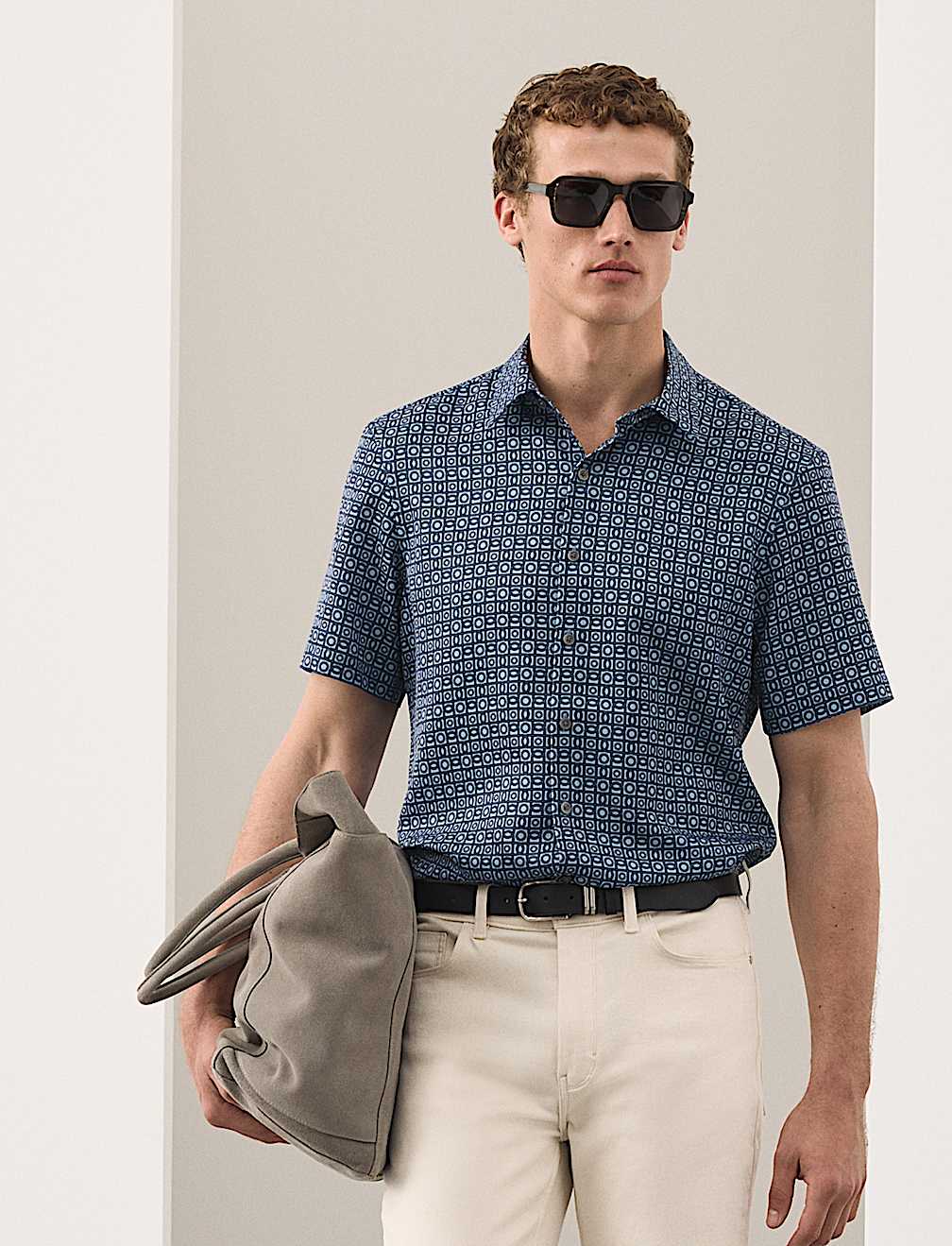 Geometric Print Short Sleeve Shirt