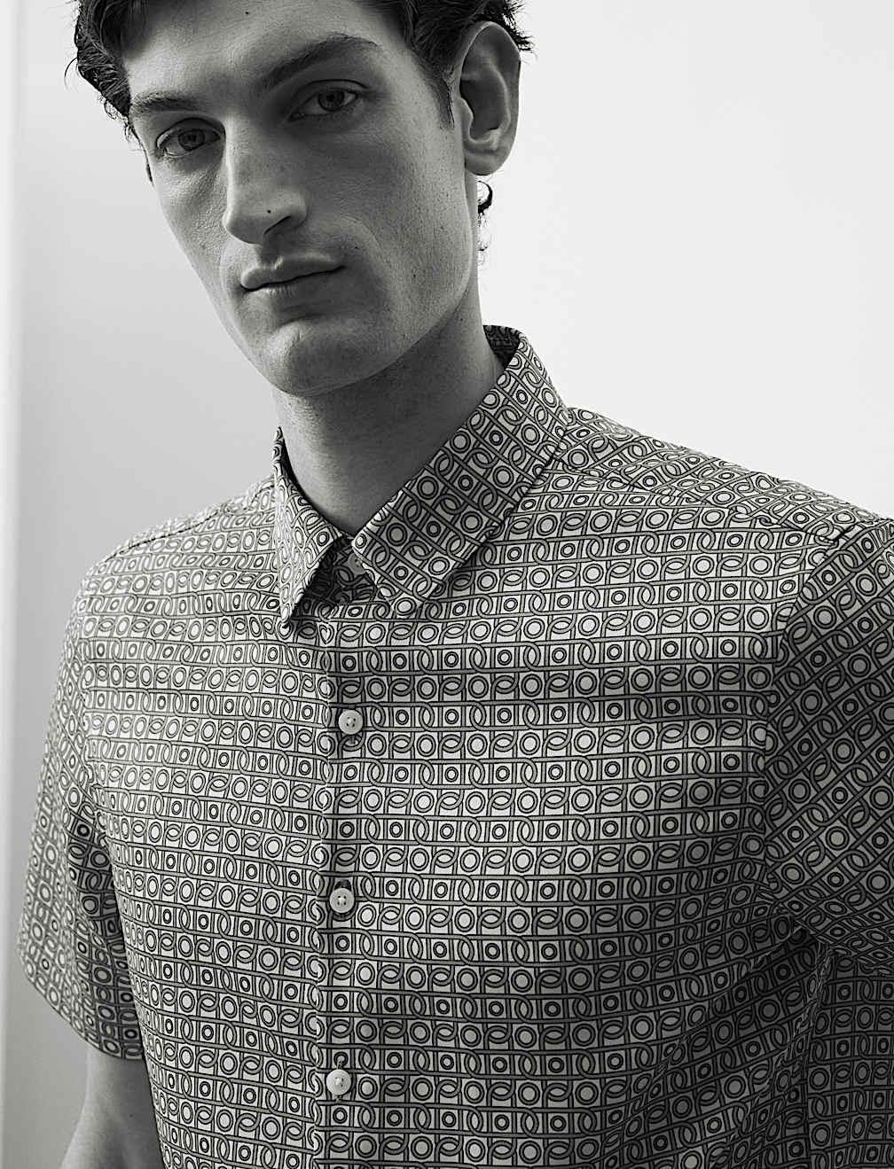 Geometric Print Short Sleeve Shirt