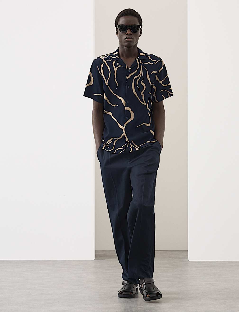 Regular Fit Printed Short Sleeve Shirt