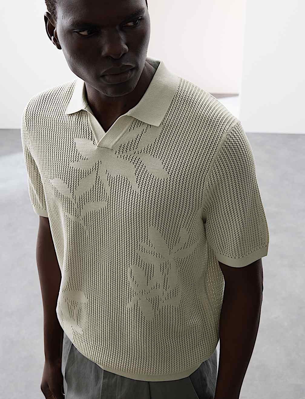 Open Neck Floral Textured Stitch Polo