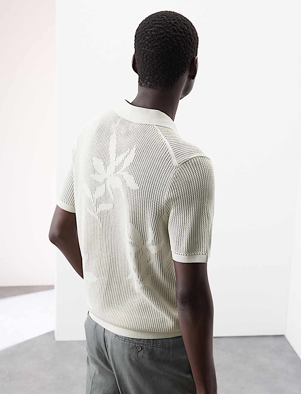 OPEN NECK TEXTURED STITCH POLO