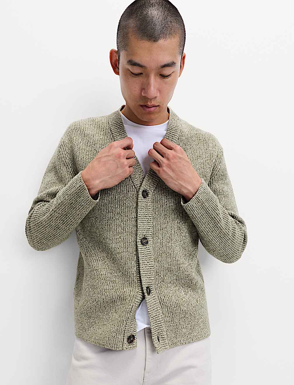 V-Neck Twisted Yarn Cardigan