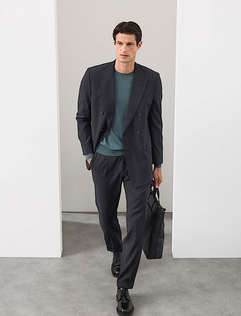 Pure Extra Fine Merino Wool Crew Neck Jumper