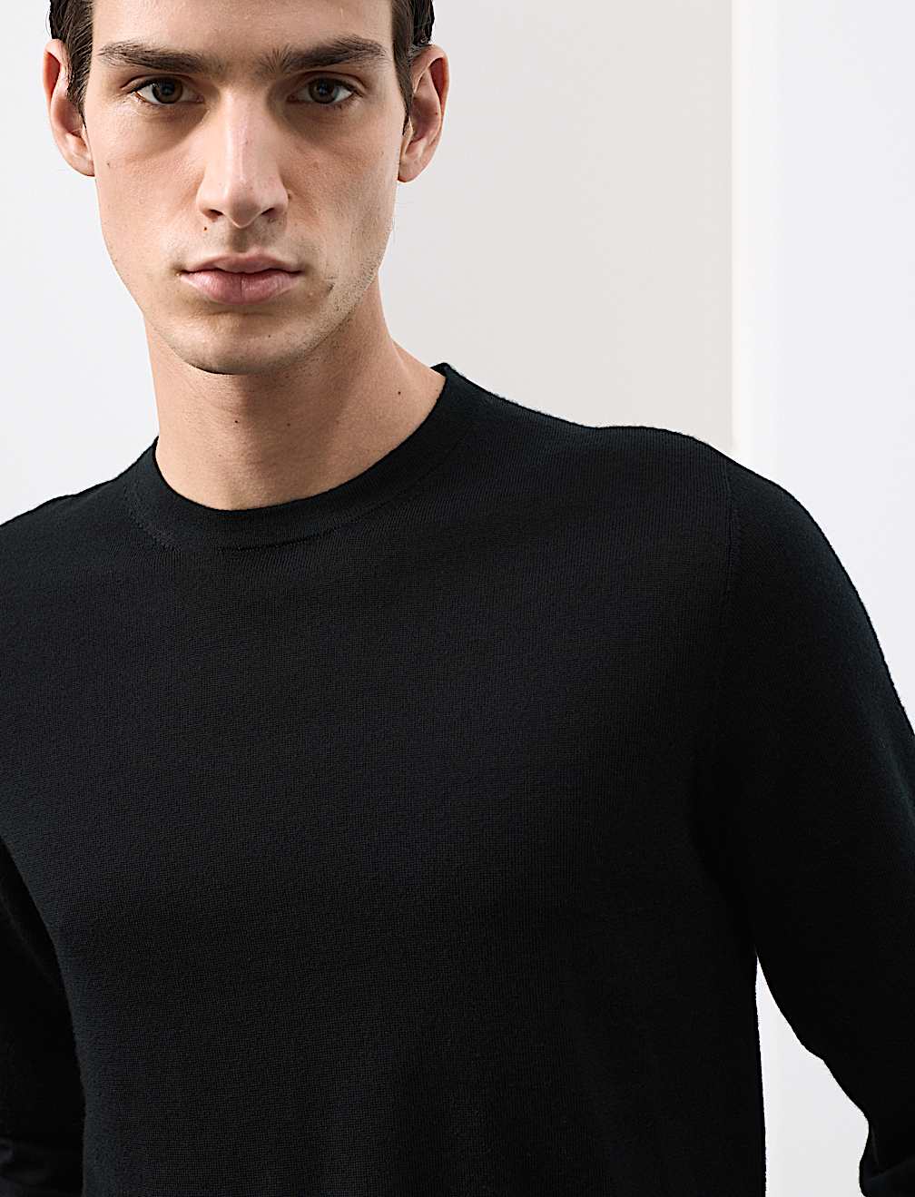 Pure Extra Fine Merino Wool Crew Neck Jumper