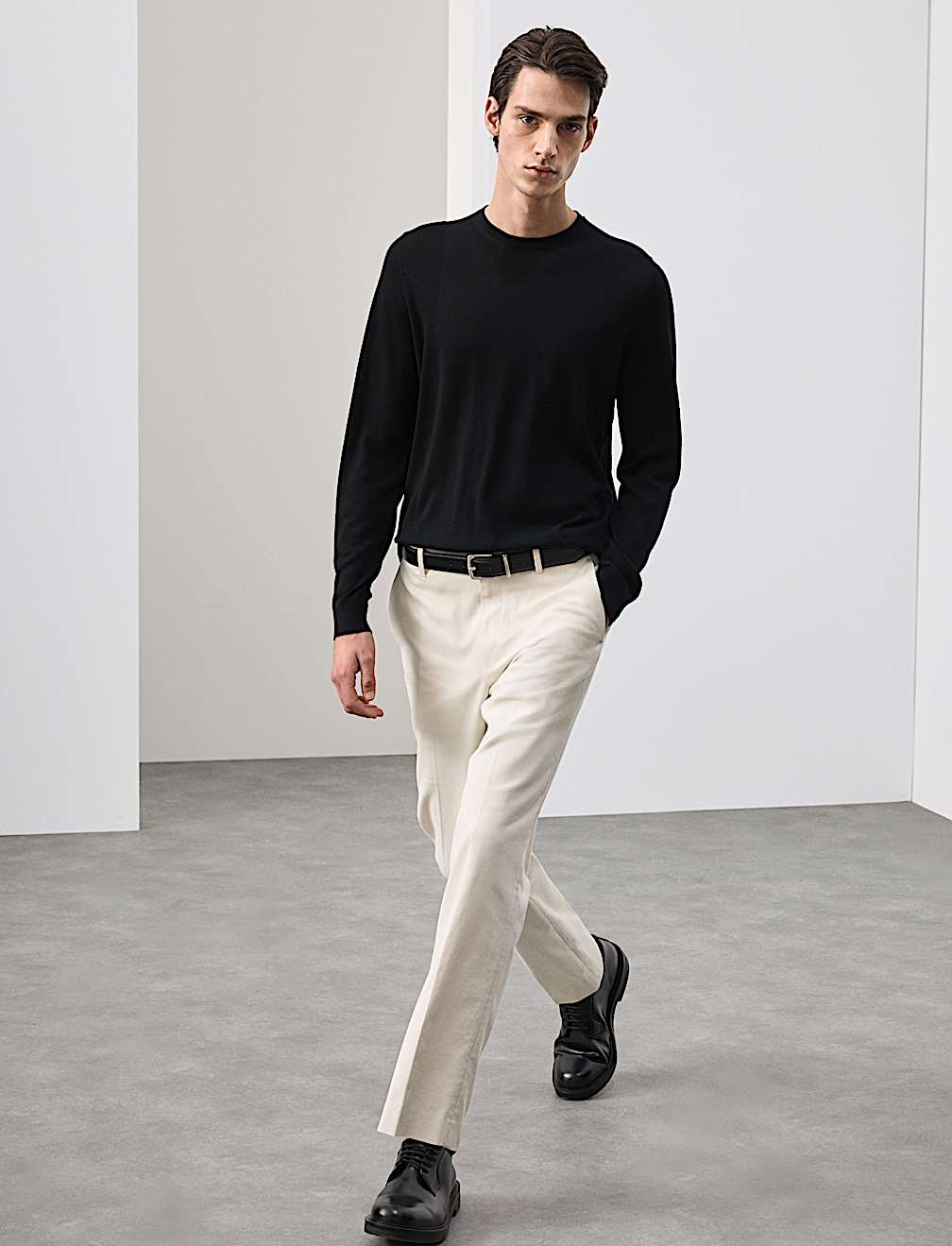 Pure Extra Fine Merino Wool Crew Neck Jumper