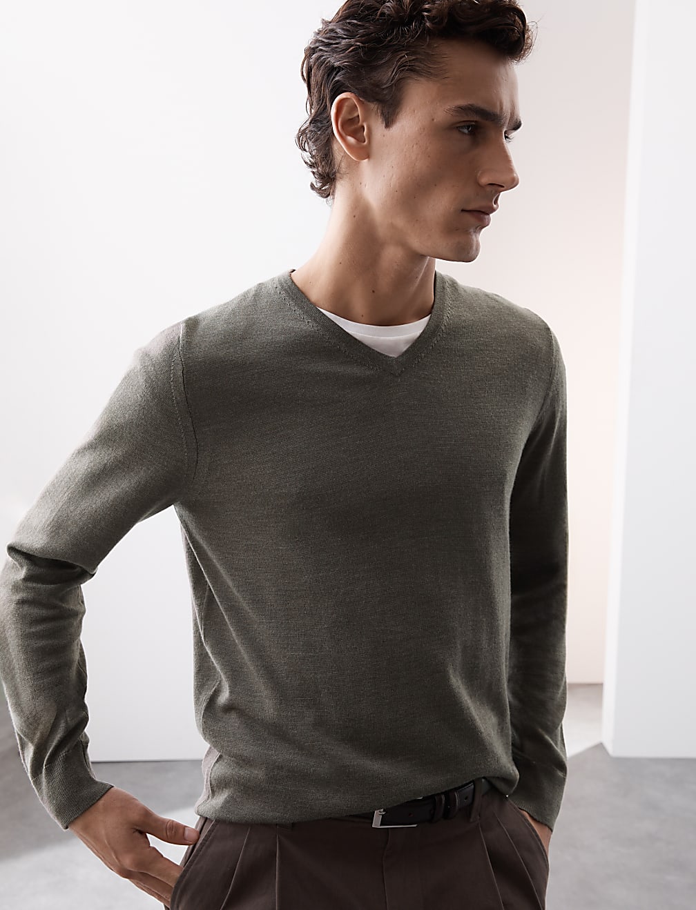 Pure Extra Fine Merino Wool V-Neck Jumper