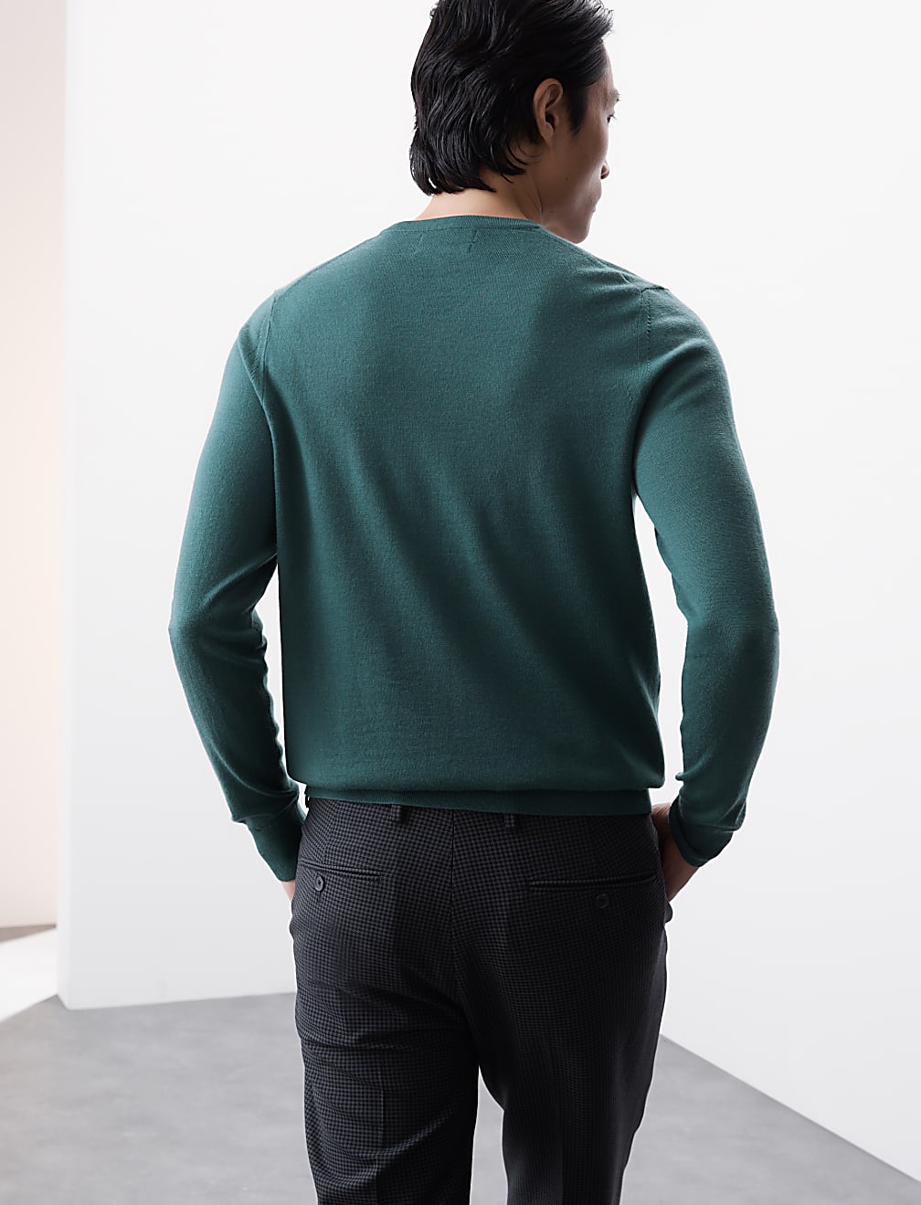 Pure Extra Fine Merino Wool V-Neck Jumper