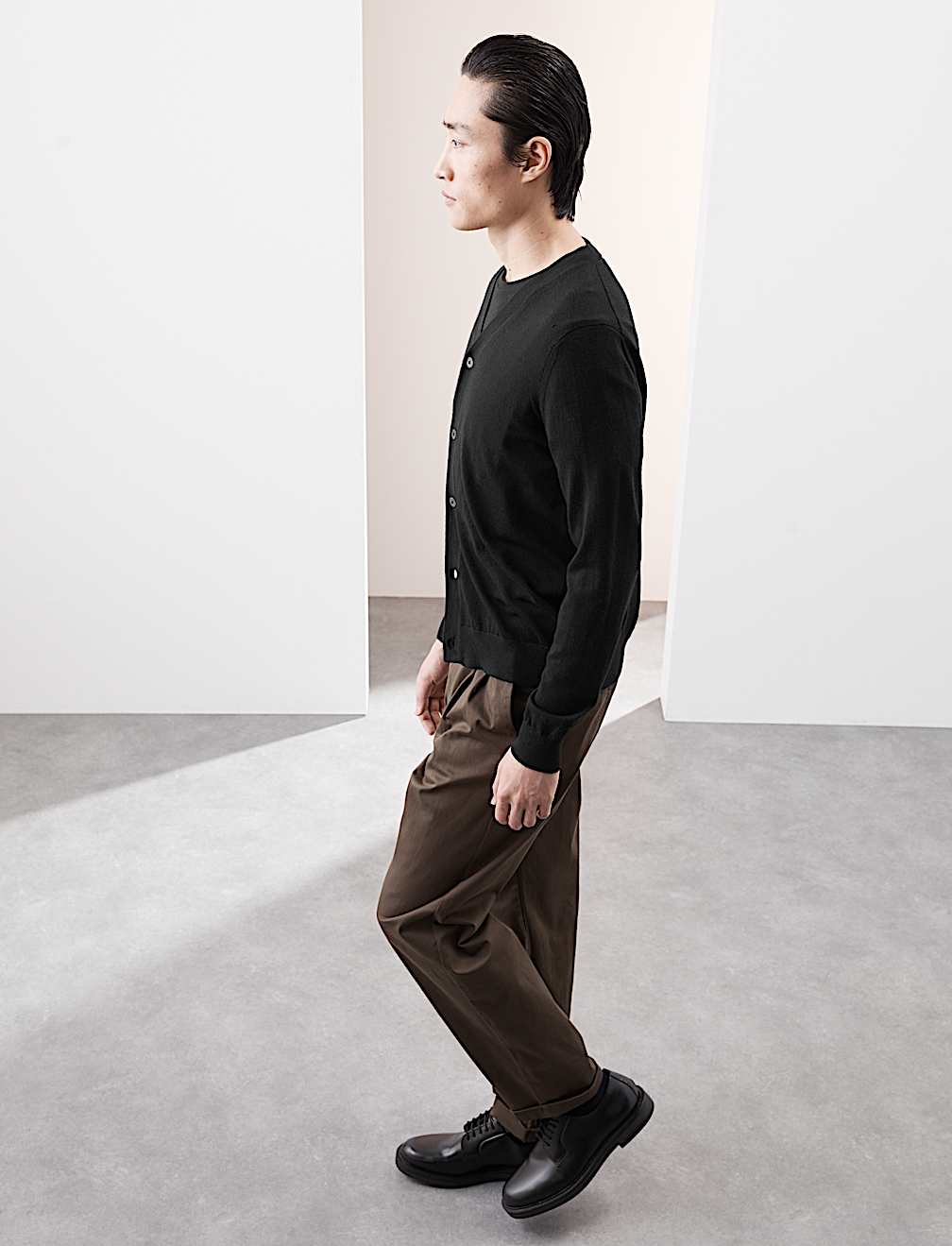 Pure Extra Fine Merino Wool V-Neck Cardigan