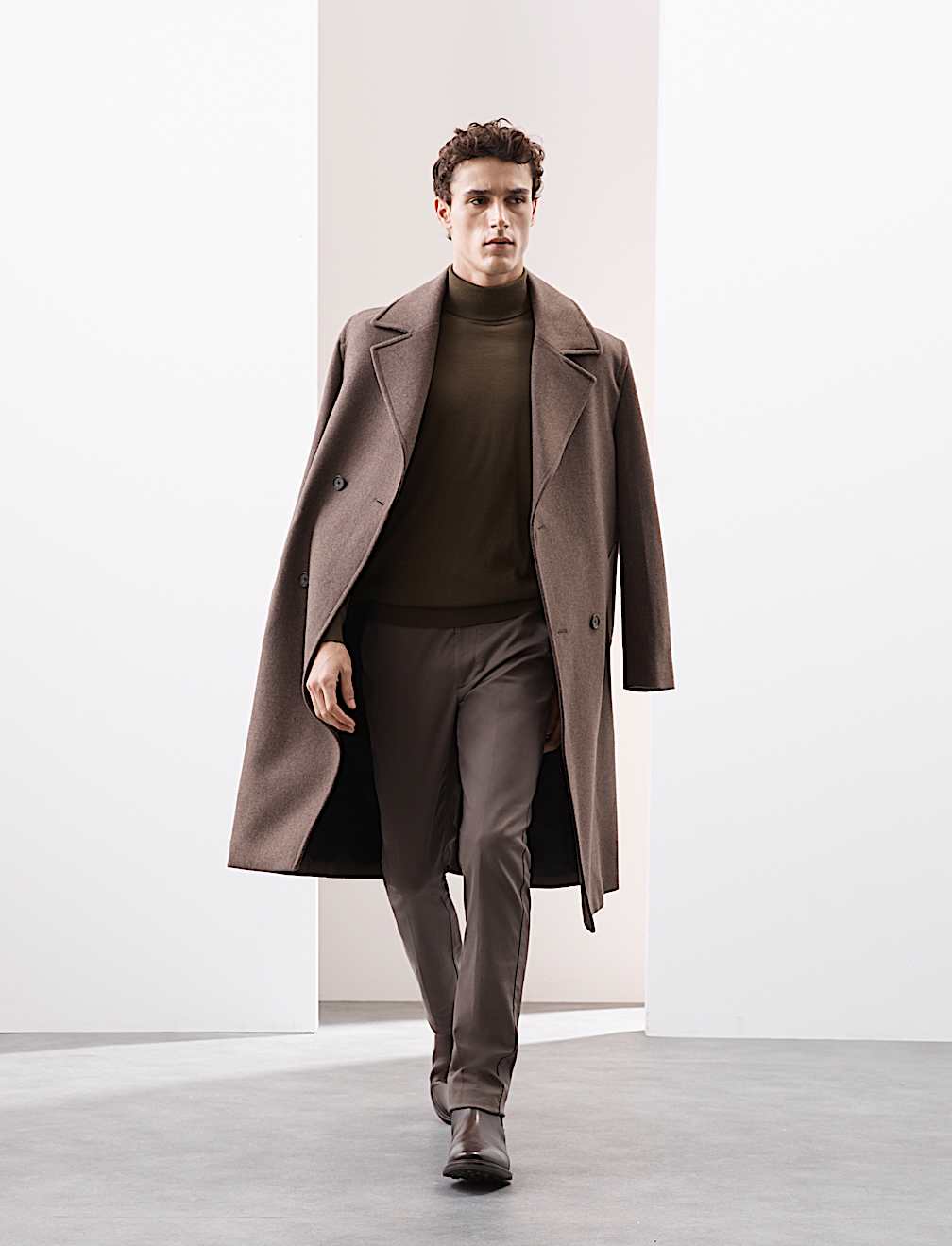 Pure Extra Fine Merino Wool Roll Neck Jumper