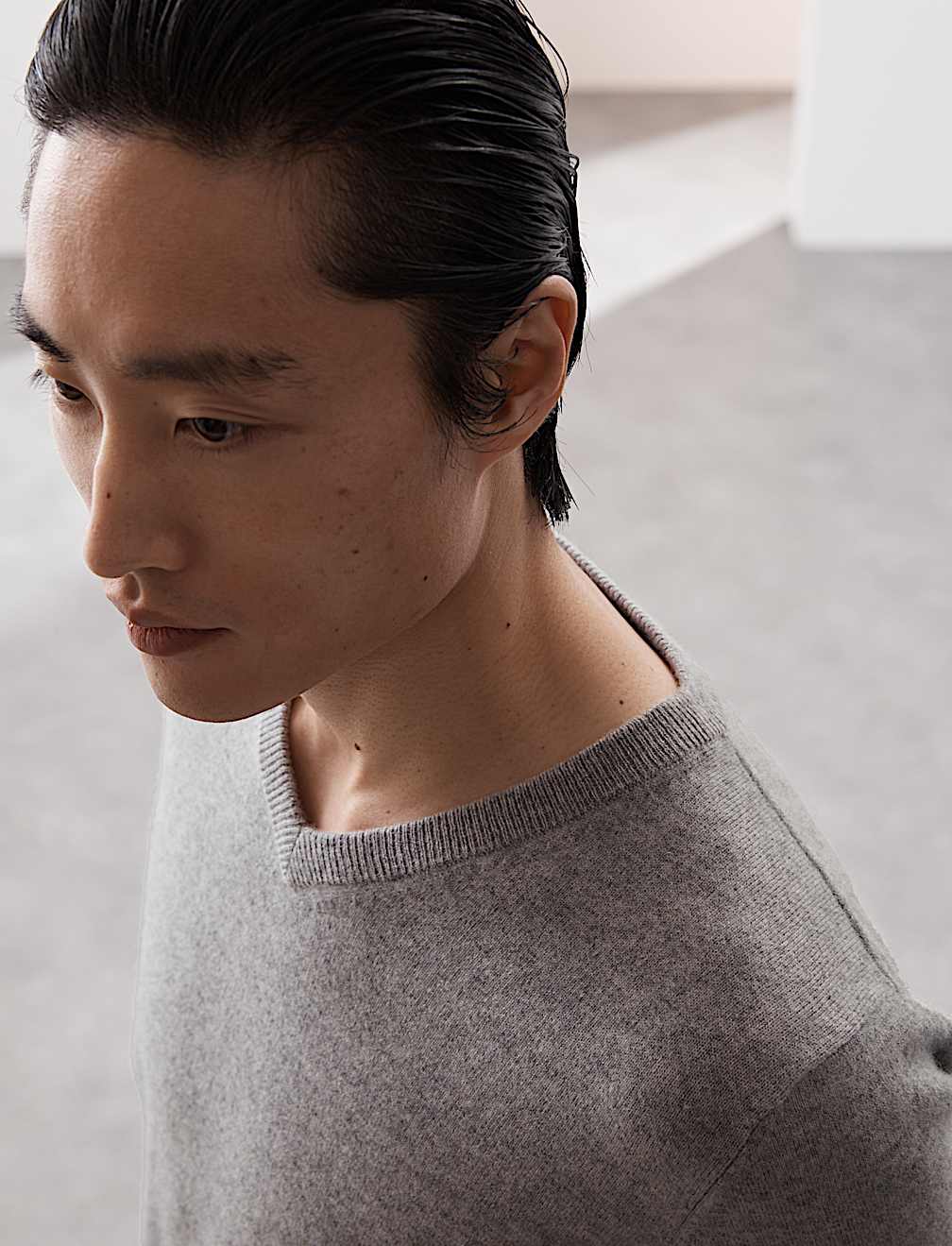Pure Cashmere V-Neck Jumper