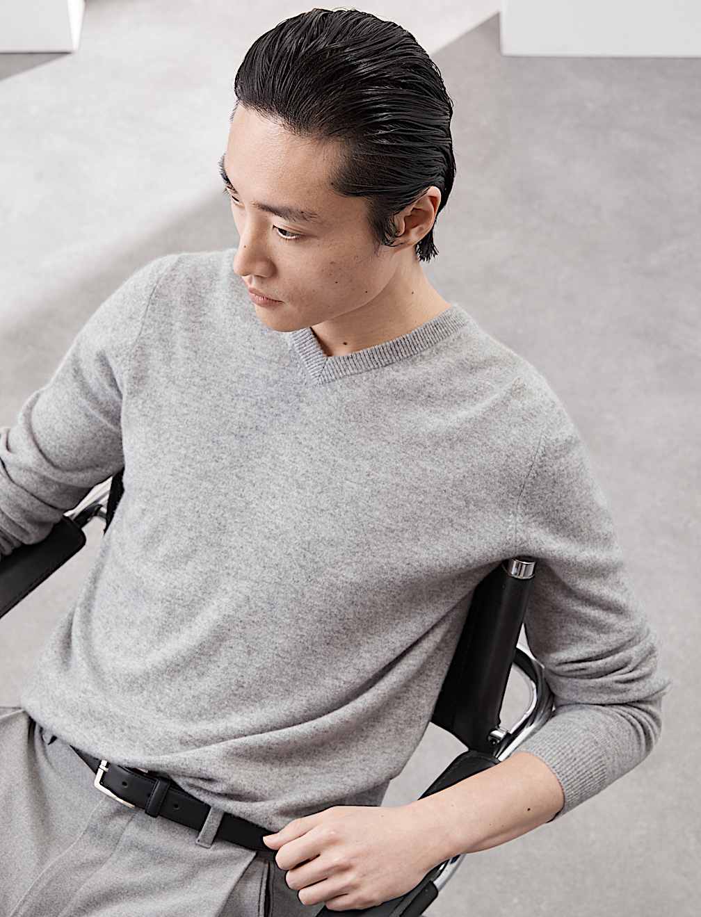 Pure Cashmere V-Neck Jumper