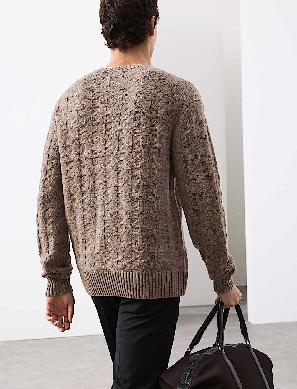 Cashmere Blend Textured Crew Neck Jumper