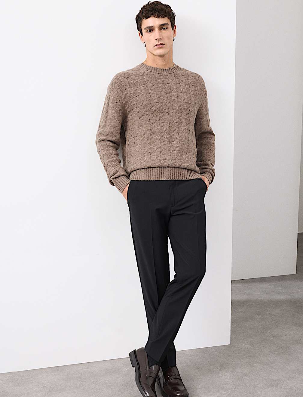 Cashmere Blend Textured Crew Neck Jumper