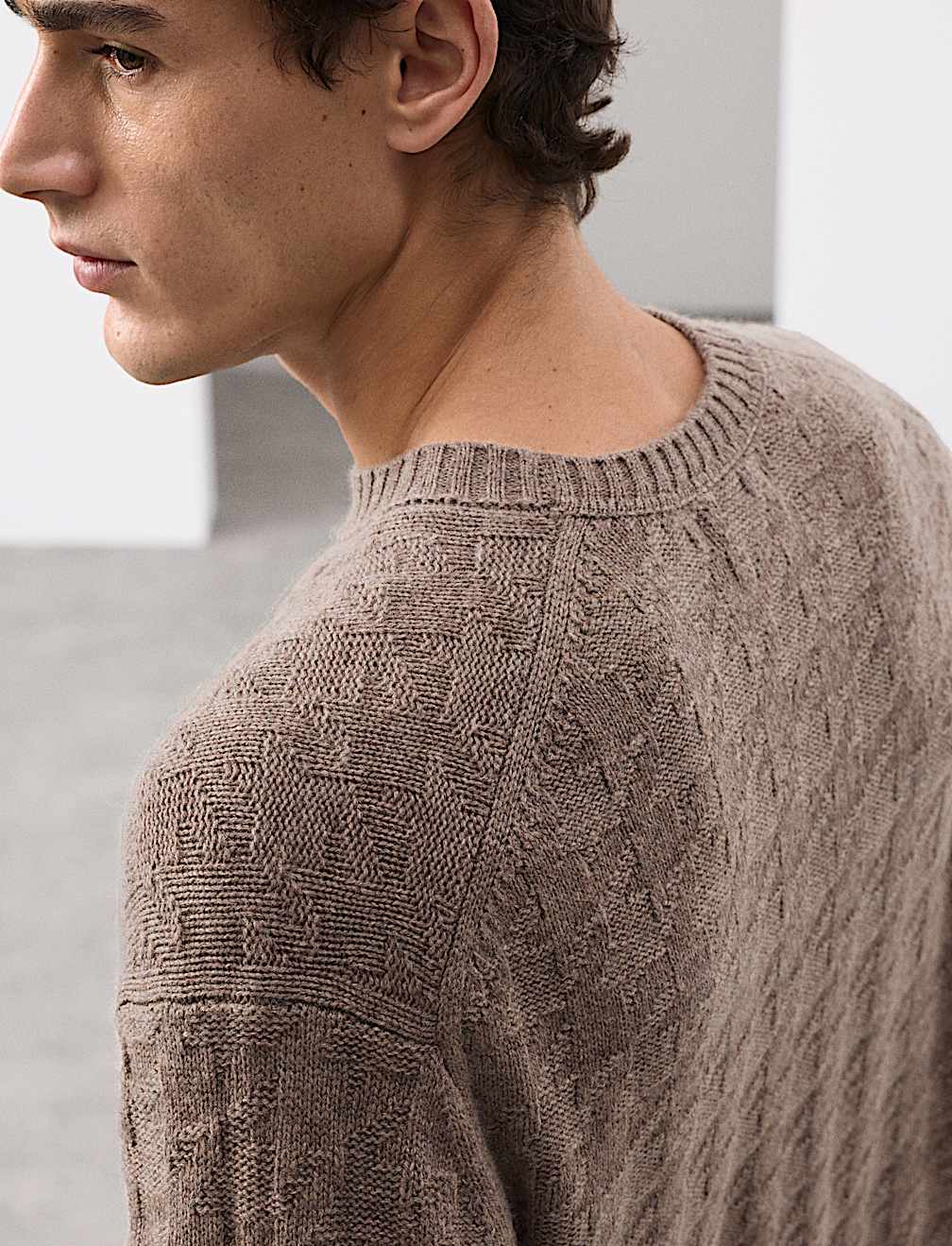 Cashmere Blend Textured Crew Neck Jumper